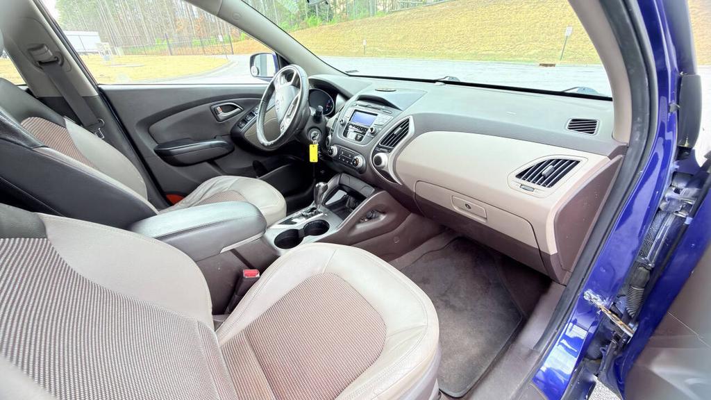 2011 Hyundai Tucson - $5,900