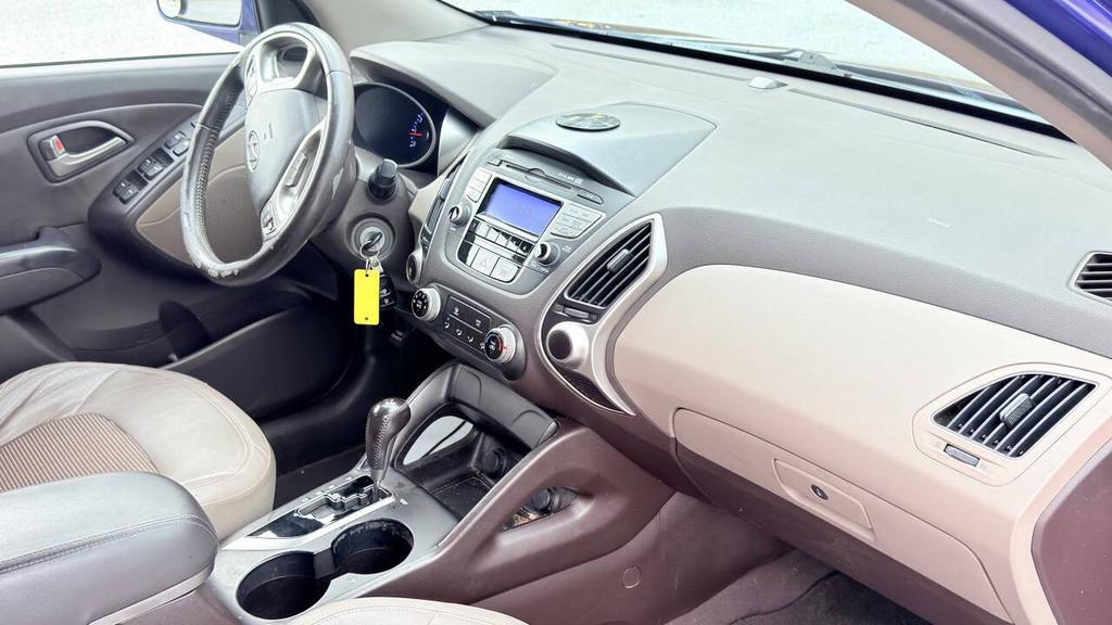 2011 Hyundai Tucson - $5,900