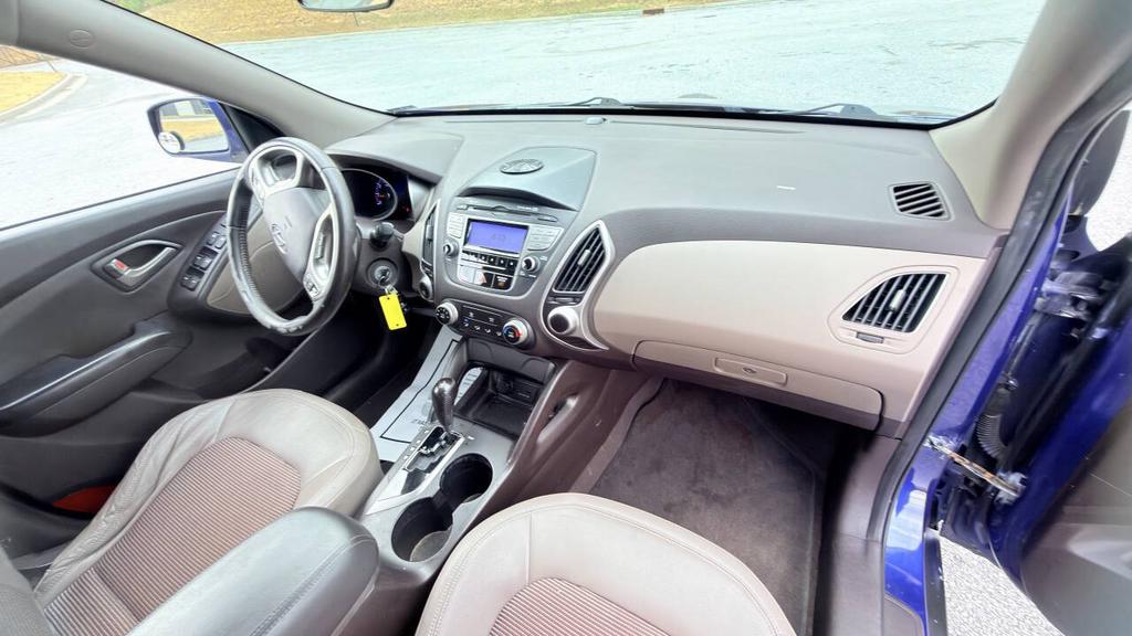 2011 Hyundai Tucson - $5,900