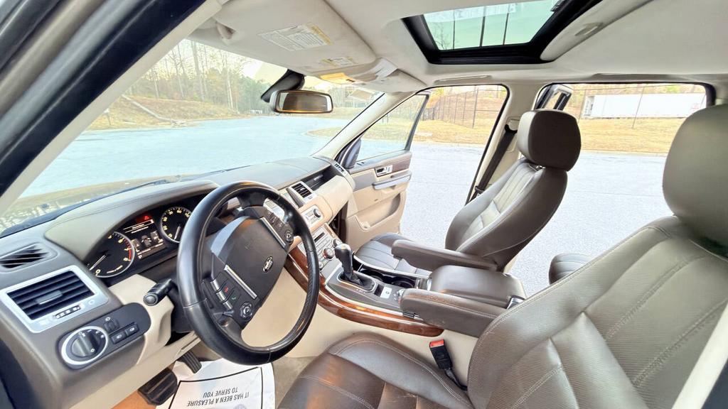 2011 Land Rover Range Rover Sport - $7,500