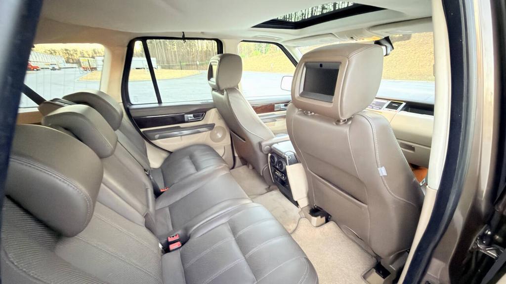 2011 Land Rover Range Rover Sport - $7,500