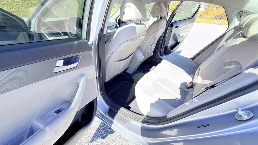 2016 Hyundai Sonata - $6,500