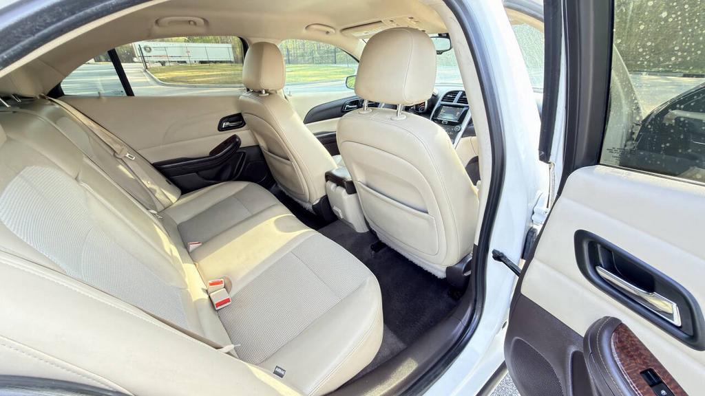 2013 Chevrolet Malibu - $6,500
