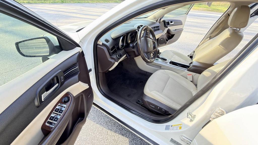 2013 Chevrolet Malibu - $6,500