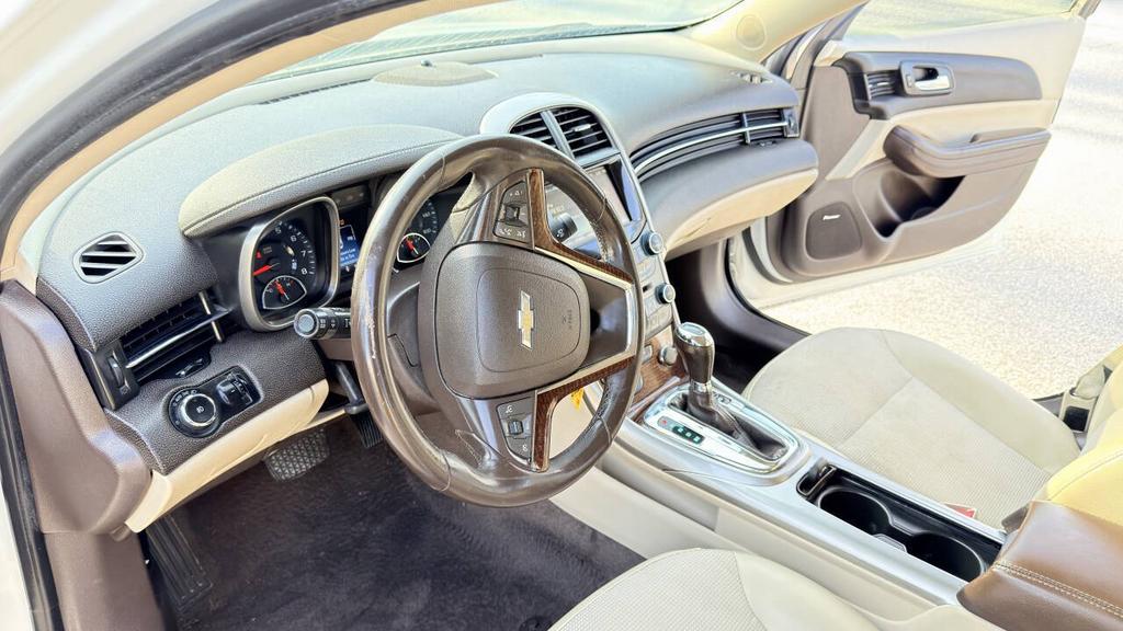 2013 Chevrolet Malibu - $6,500