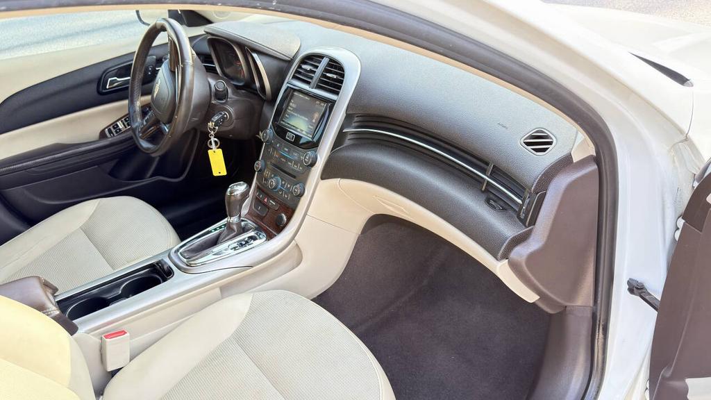 2013 Chevrolet Malibu - $6,500