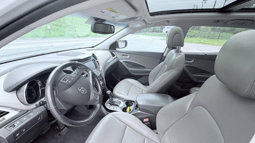 2014 Hyundai Santa Fe Sport - $5,900