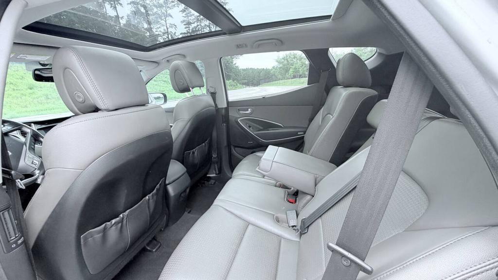 2014 Hyundai Santa Fe Sport - $5,900
