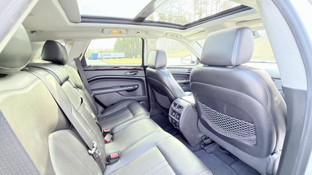 2013 Cadillac SRX - $7,999