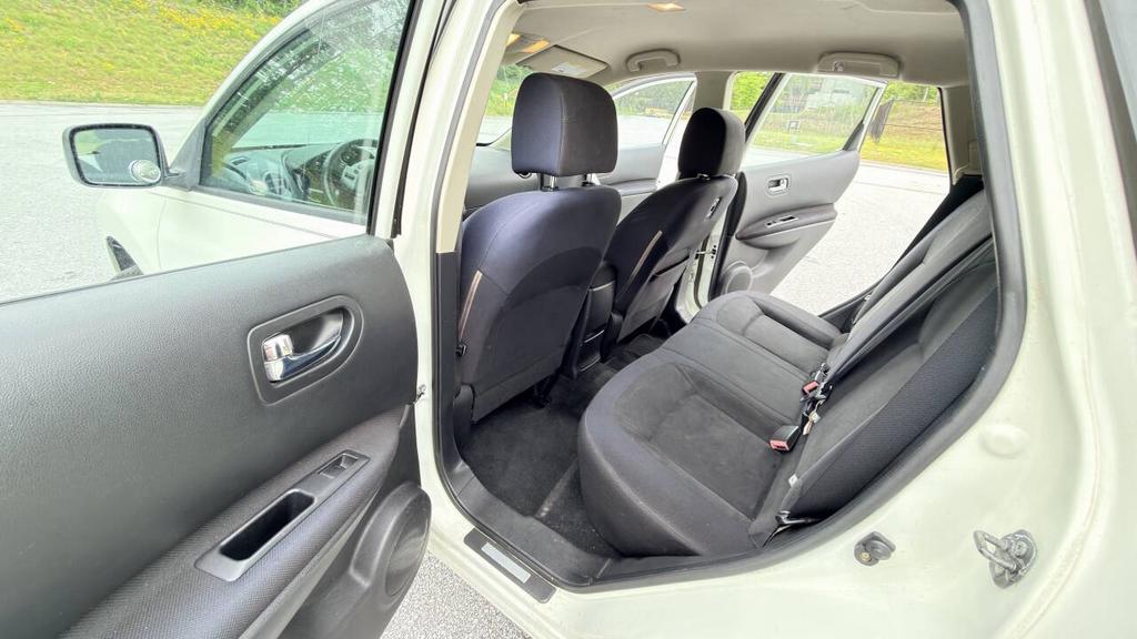 2009 Nissan Rogue - $4,700