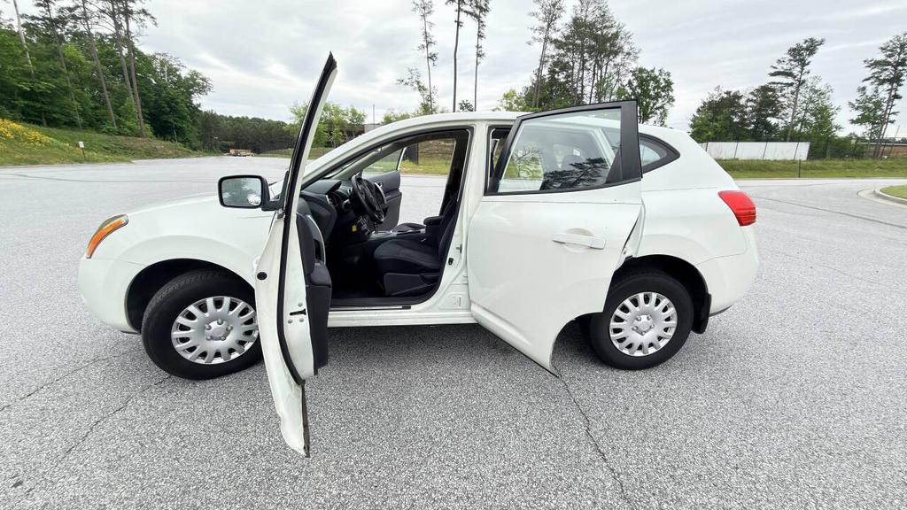 2009 Nissan Rogue - $4,700