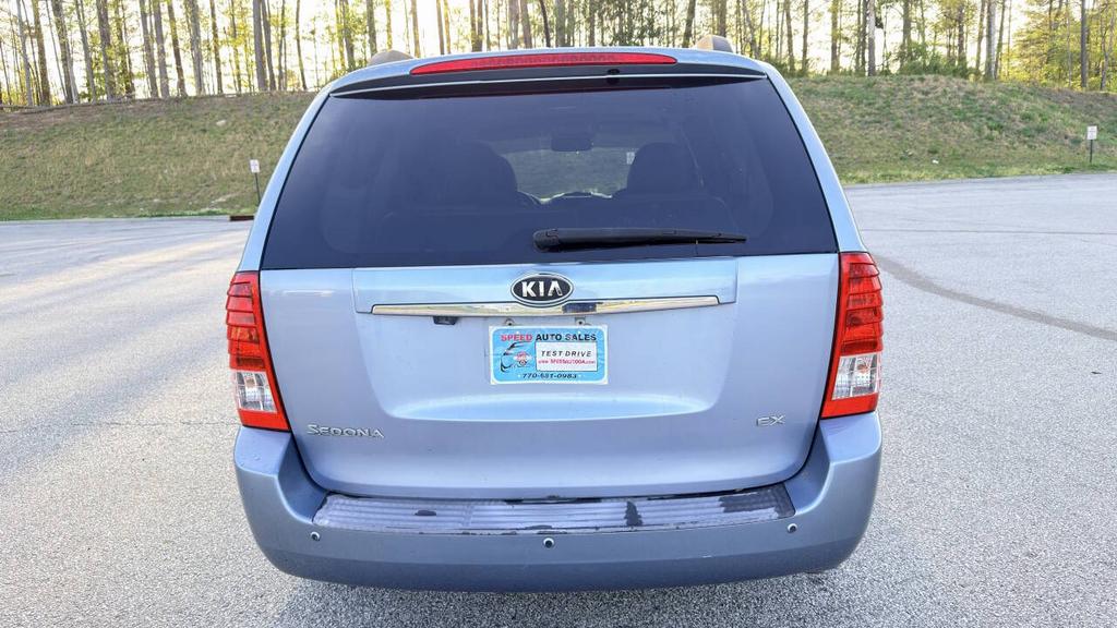 2011 Kia Sedona - $4,999