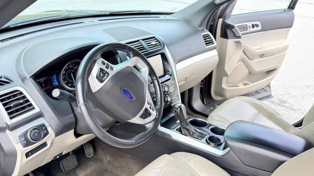 2014 Ford Explorer - $6,500