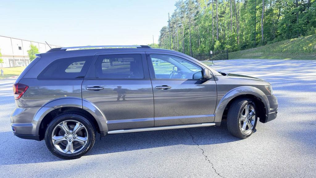 2017 Dodge Journey - $6,200