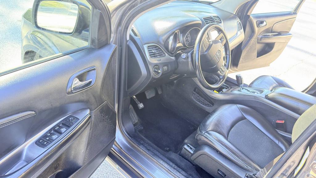 2017 Dodge Journey - $6,200
