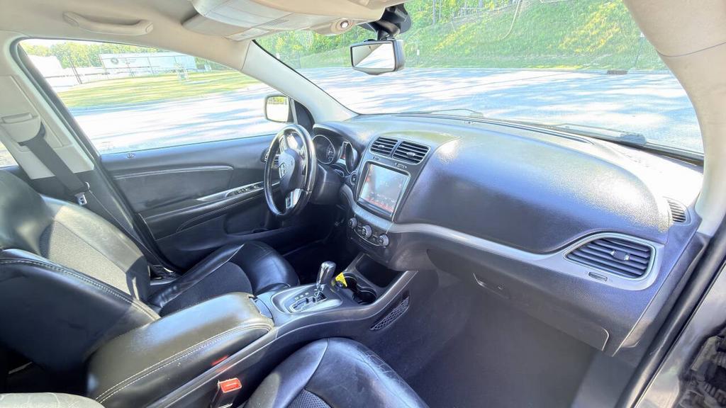 2017 Dodge Journey - $6,200
