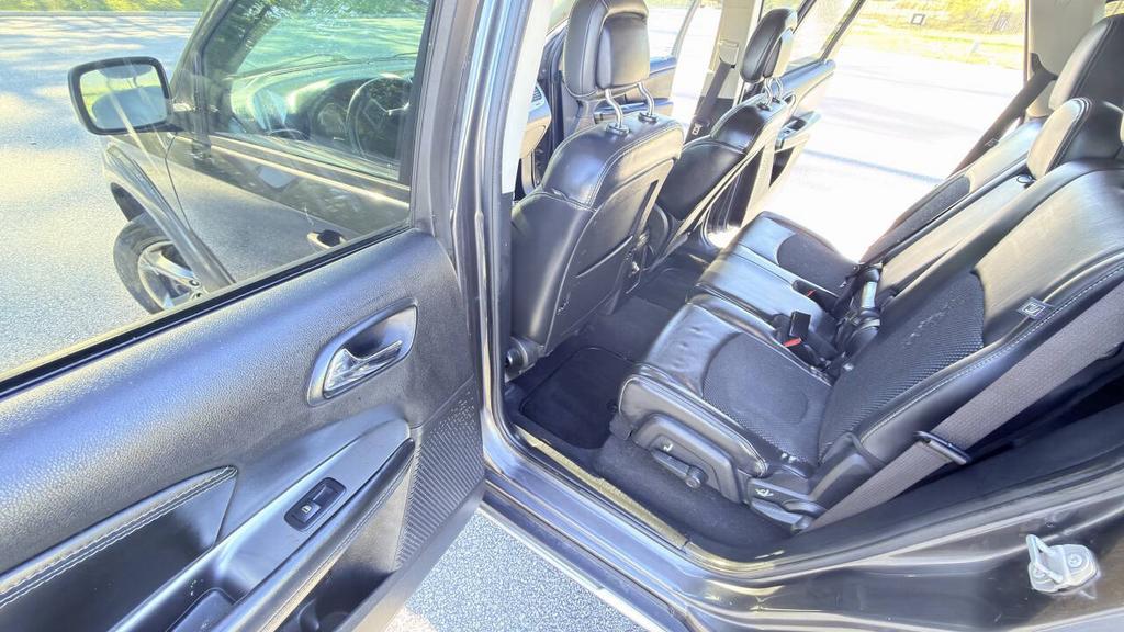 2017 Dodge Journey - $6,200