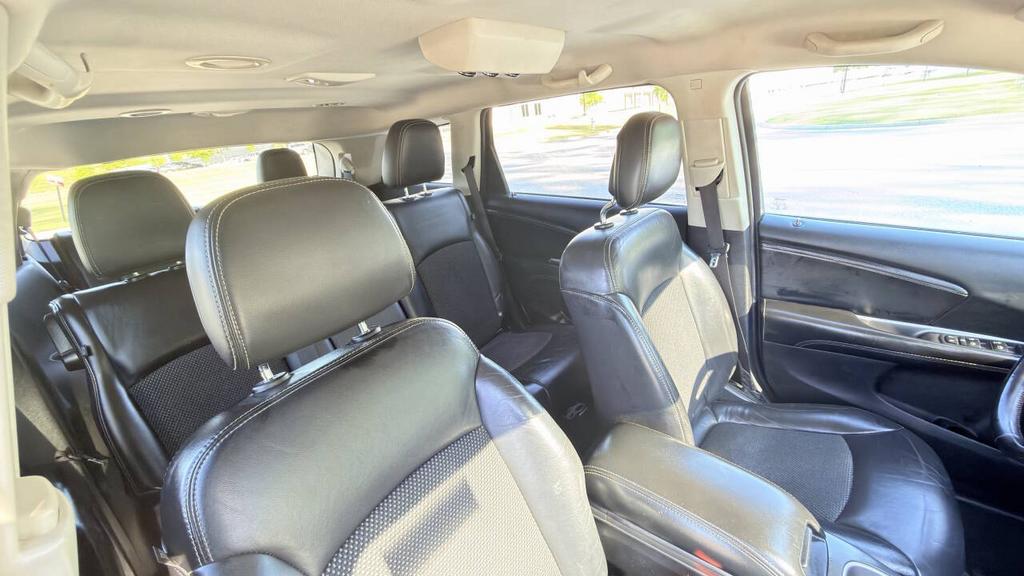 2017 Dodge Journey - $6,200