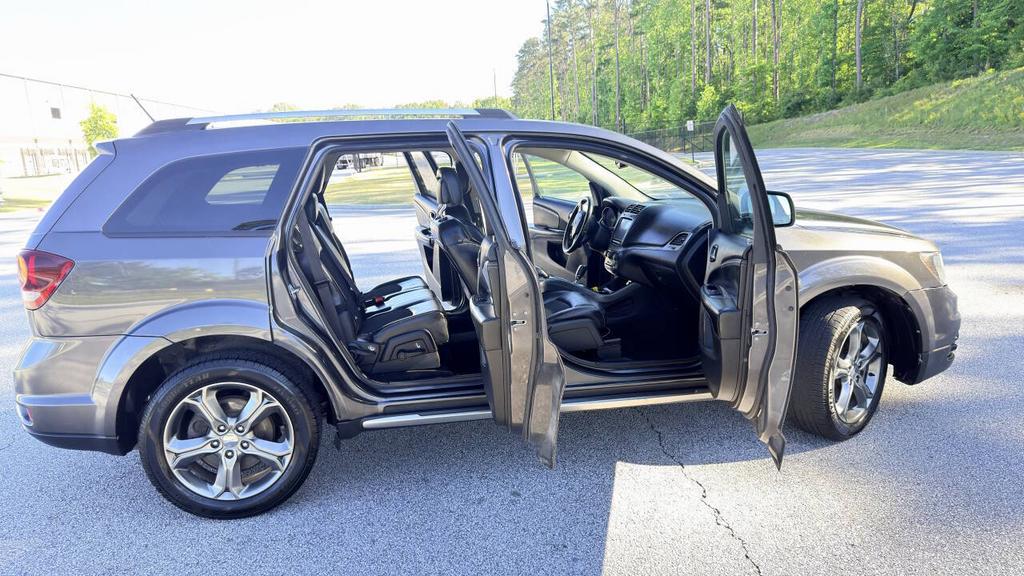 2017 Dodge Journey - $6,200