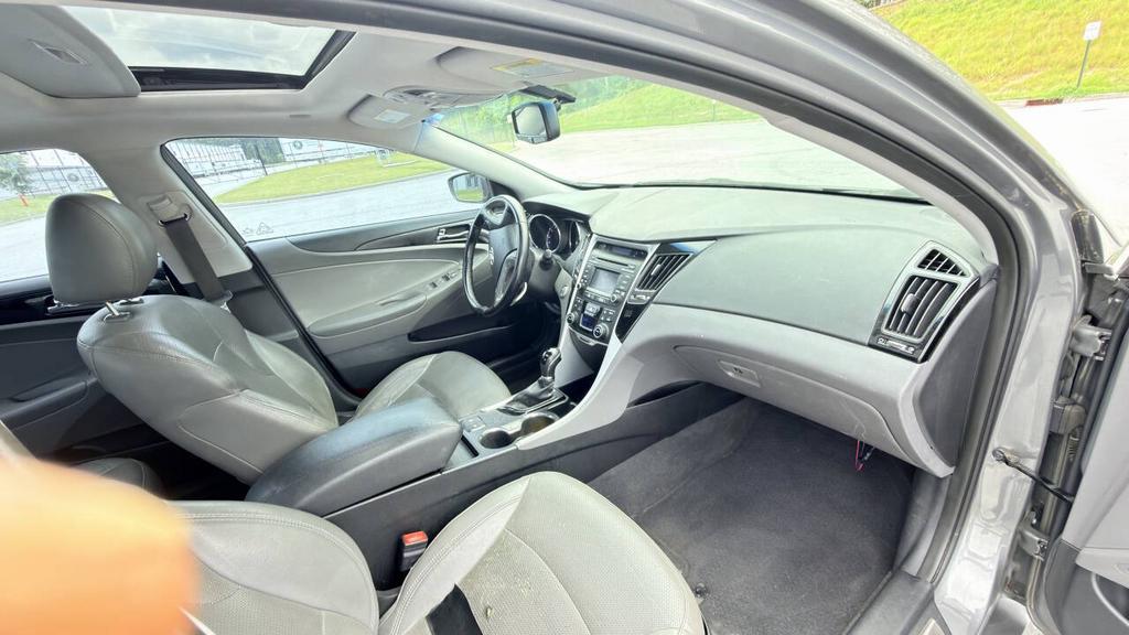 2014 Hyundai Sonata - $6,500