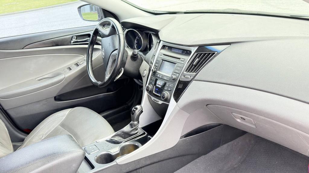 2014 Hyundai Sonata - $6,500