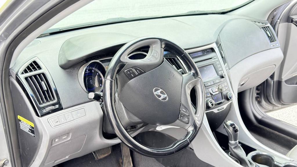 2014 Hyundai Sonata - $6,500