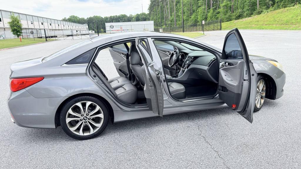 2014 Hyundai Sonata - $6,500