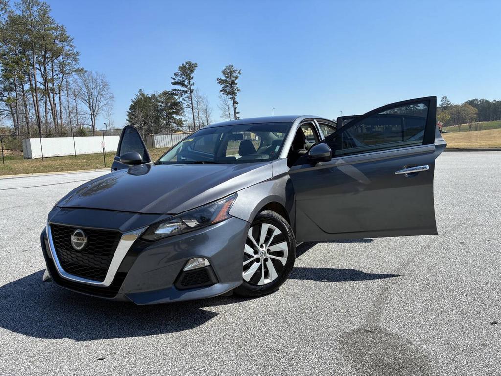 2019 Nissan Altima - $7,500
