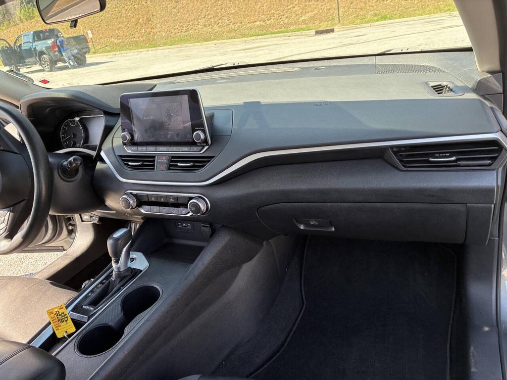 2019 Nissan Altima - $7,500