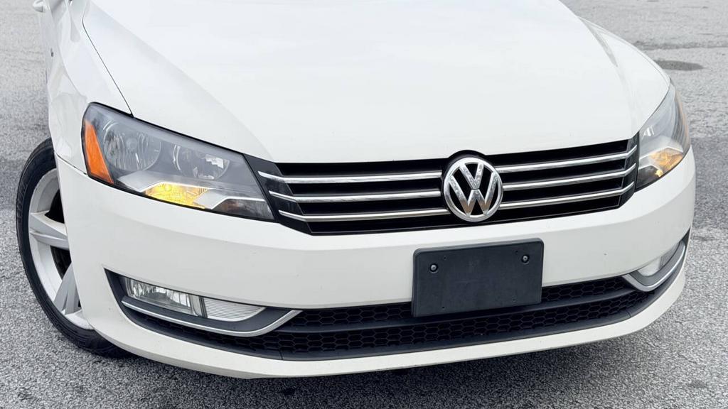 2015 Volkswagen Passat - $5,999