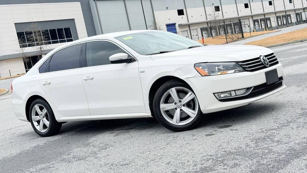 2015 Volkswagen Passat - $5,999