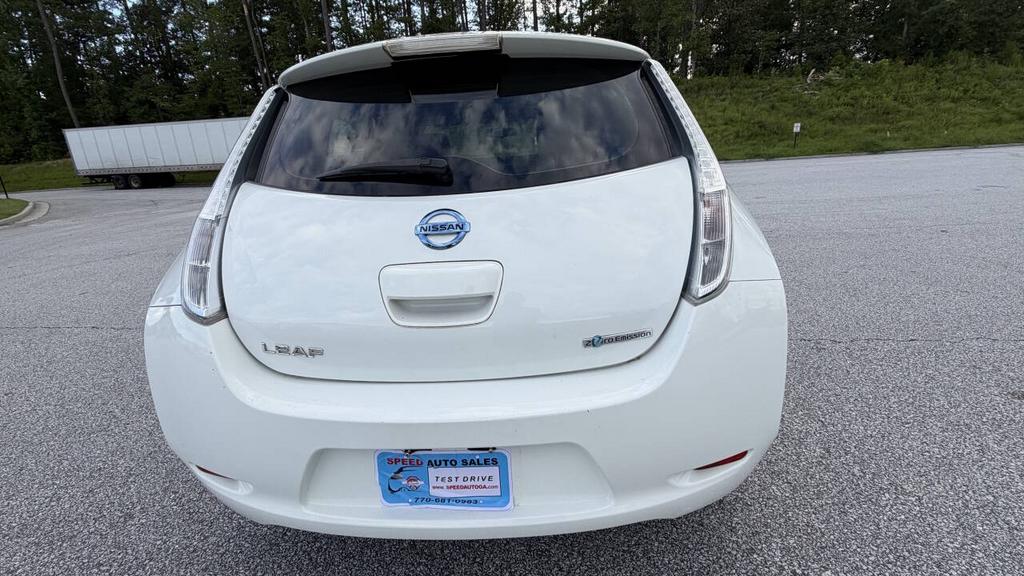 2013 Nissan LEAF - $4,500