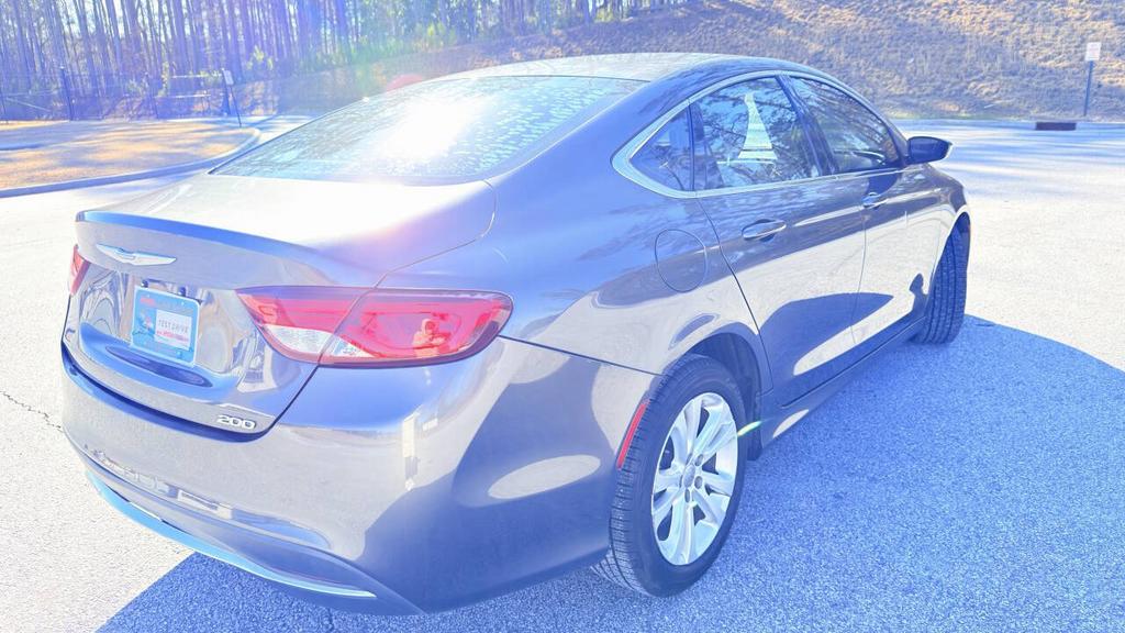 2016 Chrysler 200 - $6,500