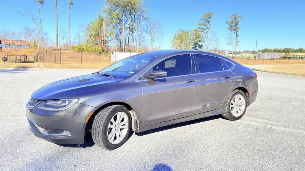 2016 Chrysler 200 - $6,500