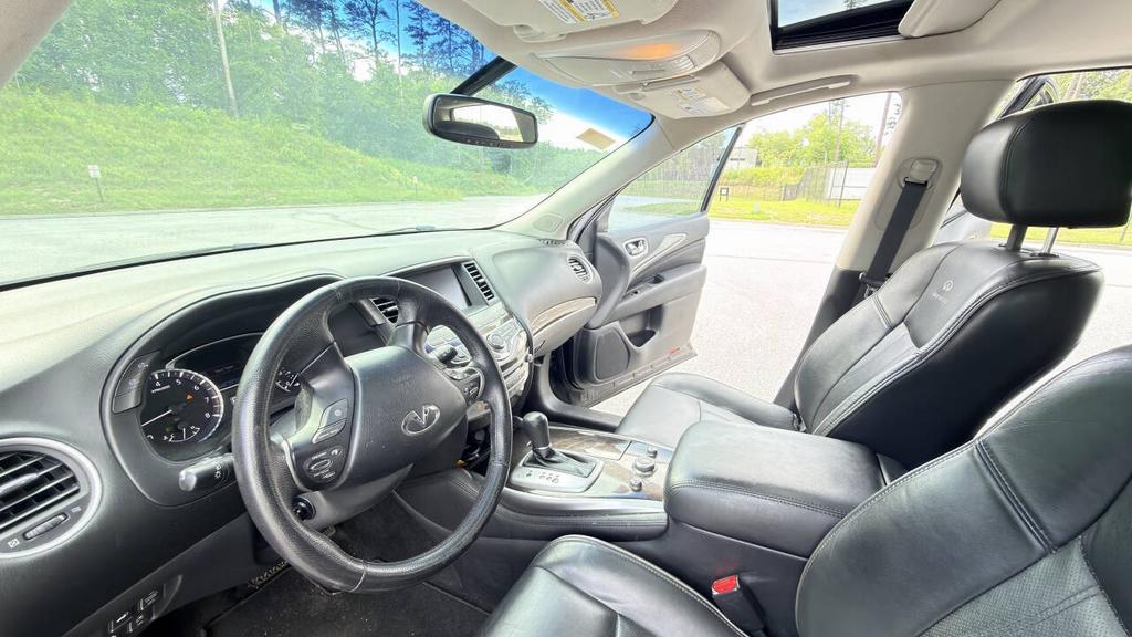 2013 INFINITI JX - $8,500