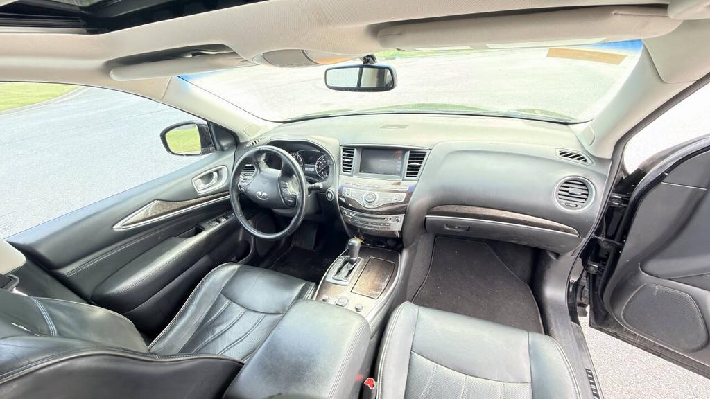 2013 INFINITI JX - $8,500