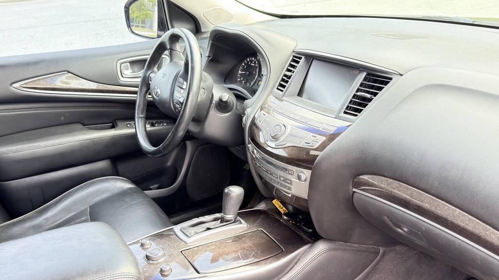 2013 INFINITI JX - $8,500