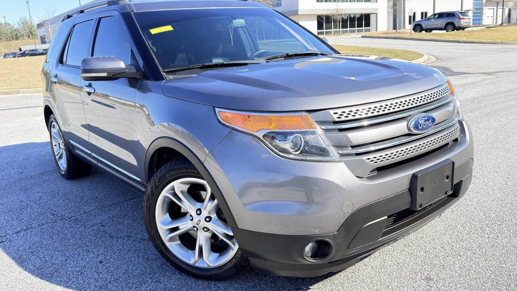 2013 Ford Explorer - $6,999