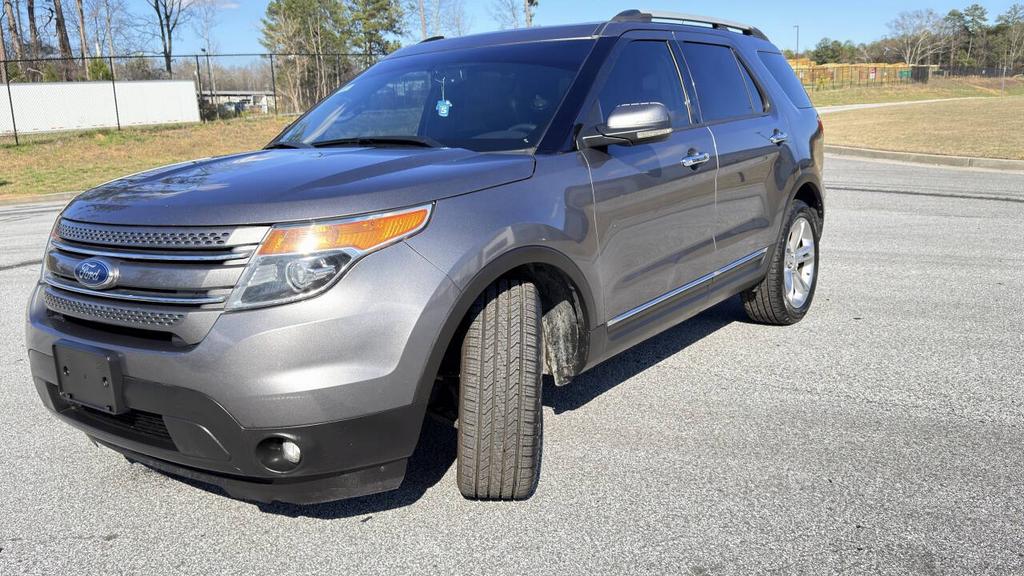 2013 Ford Explorer - $6,999