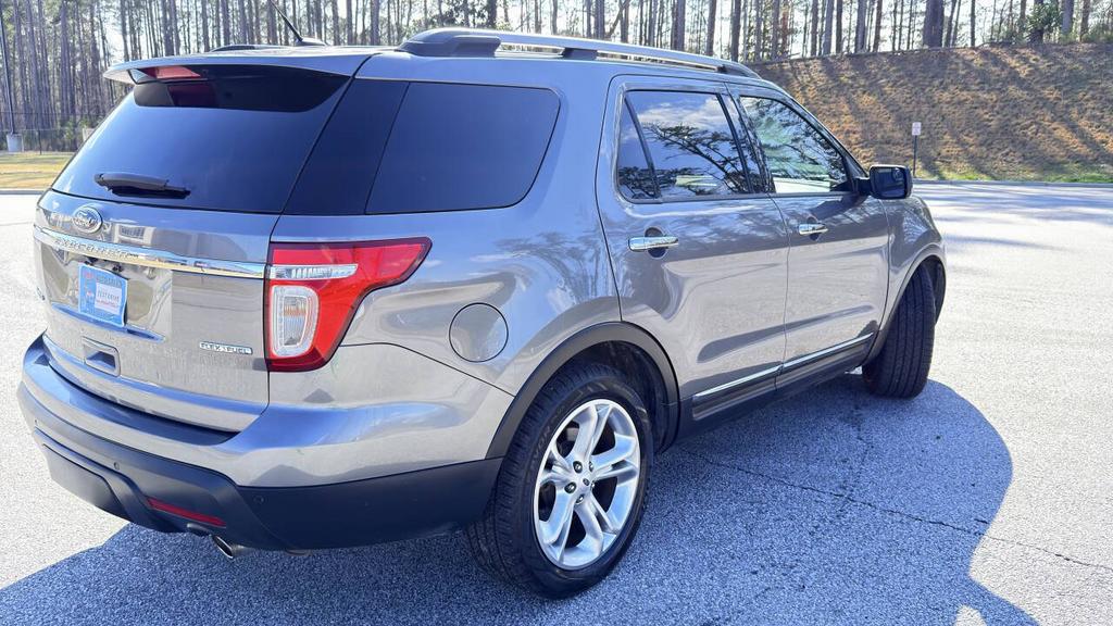 2013 Ford Explorer - $6,999