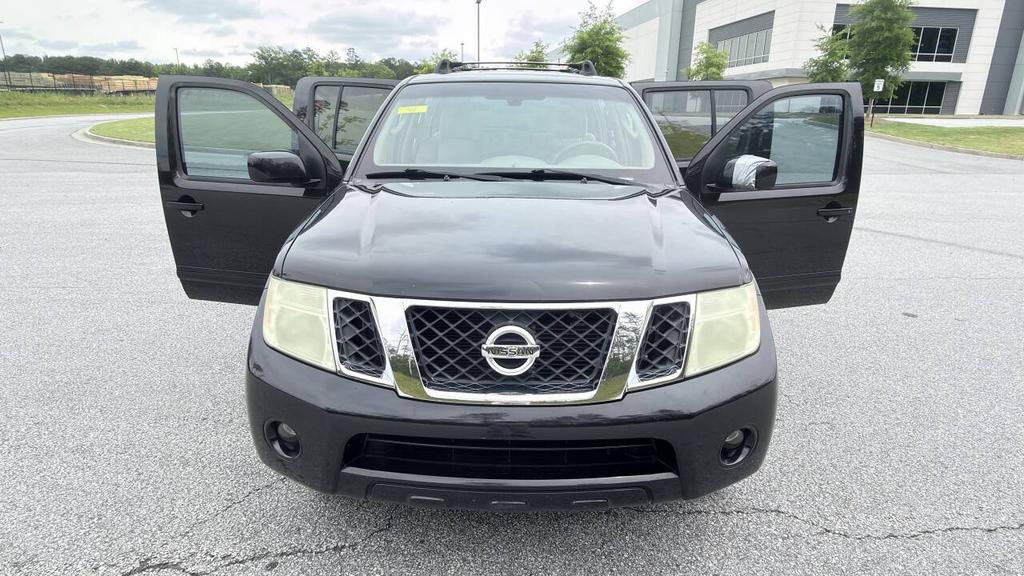 2010 Nissan Pathfinder - $4,999