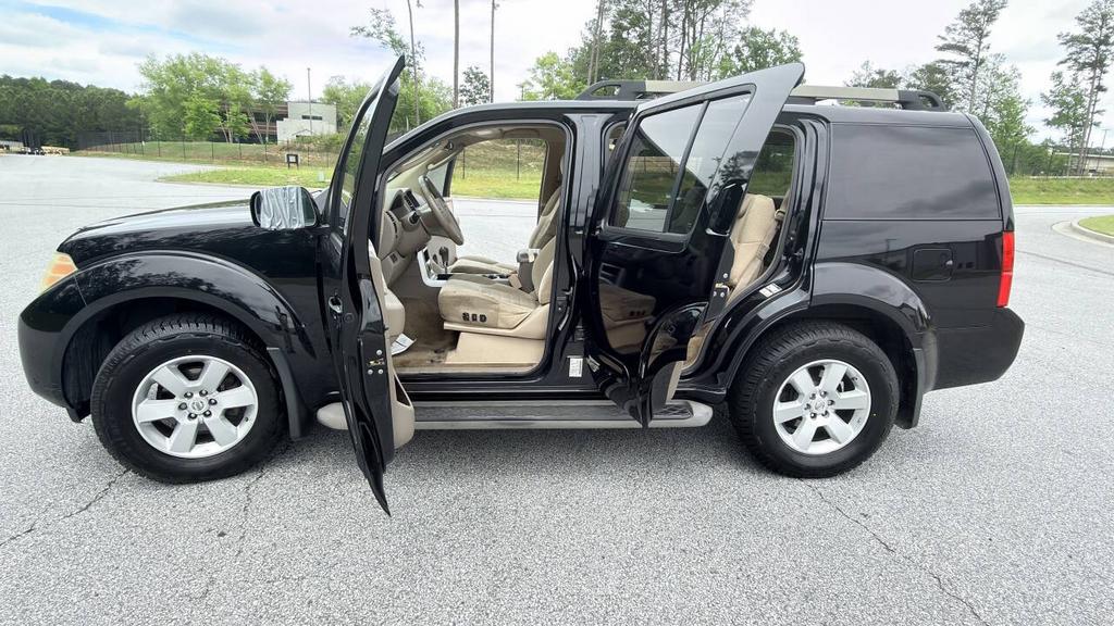 2010 Nissan Pathfinder - $4,999