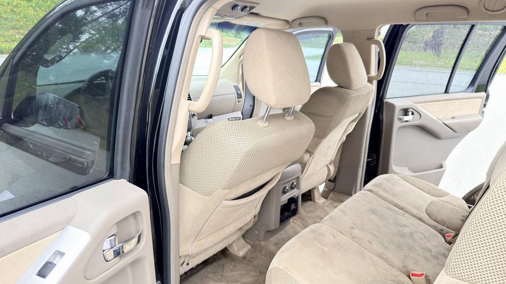 2010 Nissan Pathfinder - $4,999
