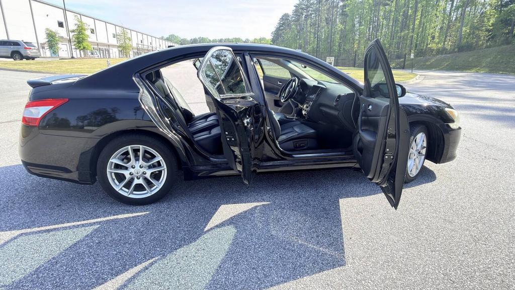 2011 Nissan Maxima - $6,999