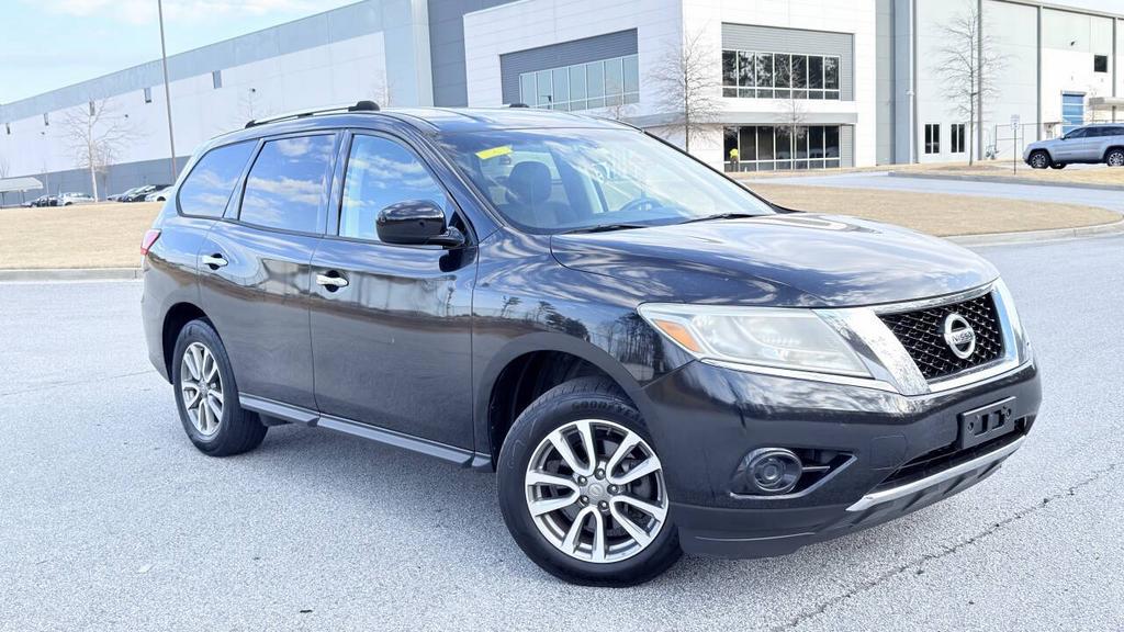 2013 Nissan Pathfinder - $7,500