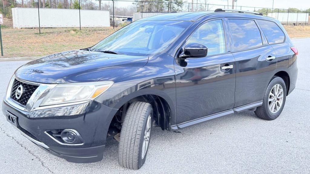 2013 Nissan Pathfinder - $7,500