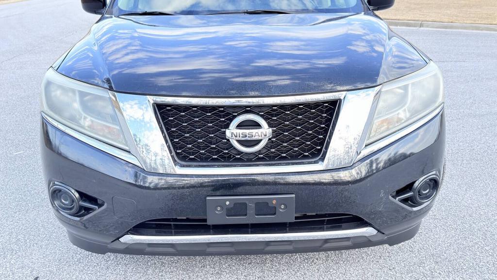 2013 Nissan Pathfinder - $7,500