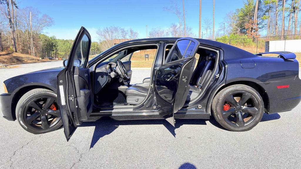 2012 Dodge Charger - $7,500