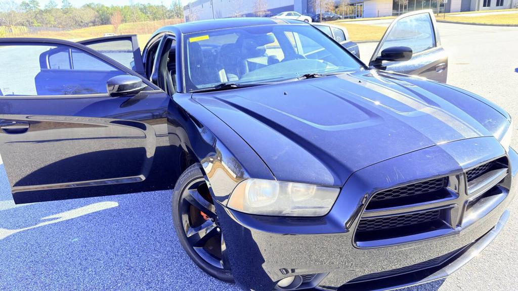 2012 Dodge Charger - $7,500