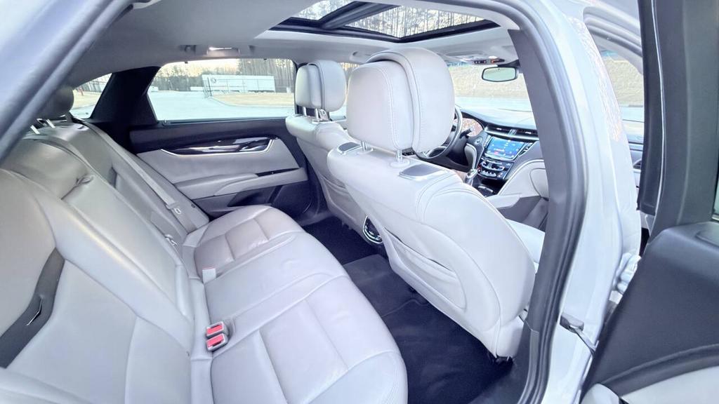 2013 Cadillac XTS - $7,800